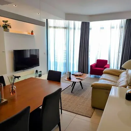 6th Floor Pendergardens Flat Appartamento *