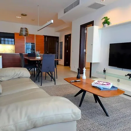 6th Floor Pendergardens Flat * Saint Julian's