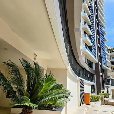 6th Floor Pendergardens Flat Appartamento